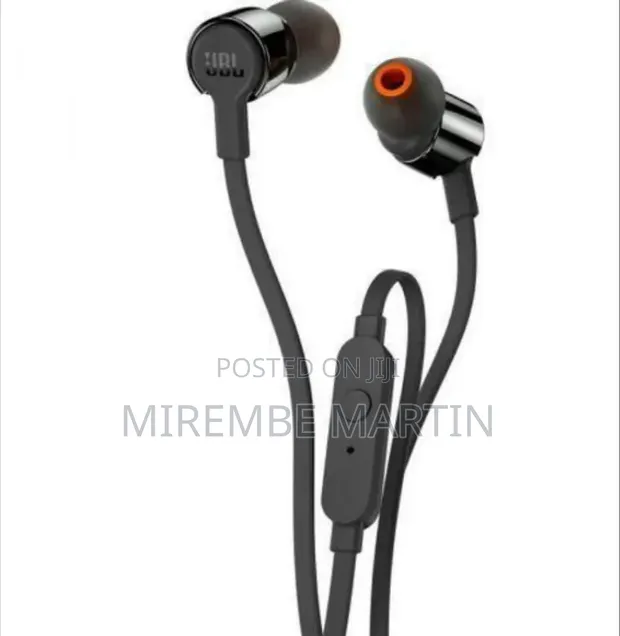In-Ear Wired Headphones with Pure Bass Sound - 1