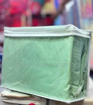 Green Fitted Bedsheet Set with Pillowcases