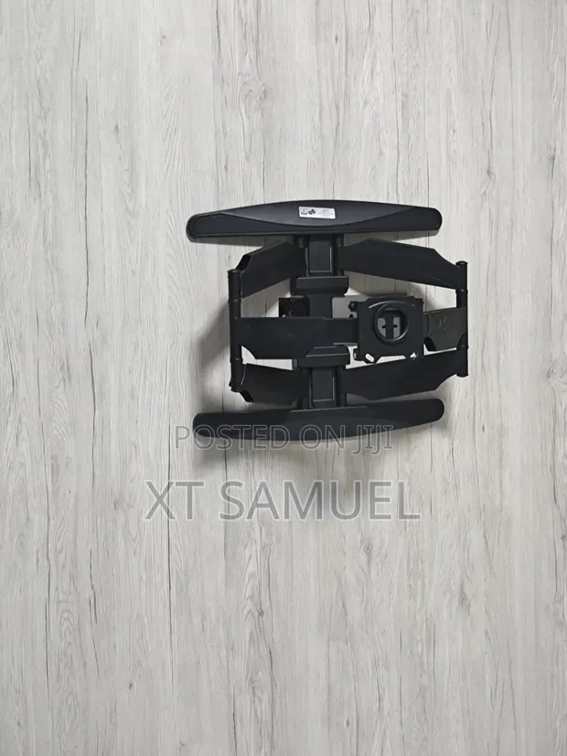 High Quality TV Wall Mount with Cable Management - 1