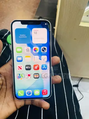 Apple iPhone 12 128GB White