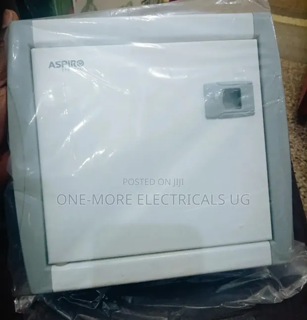 Distribution Board 4-Way Complete - 1