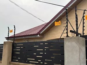 Brand New Electric Fence System (50x50)