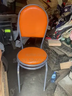 Simple Restaurant Chair