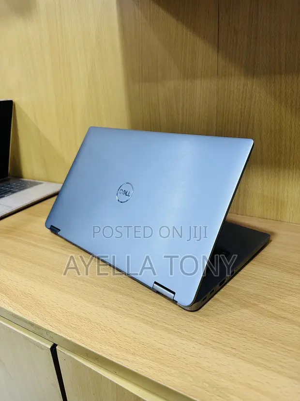 Dell Latitude 7400 2-in-1 Laptop - Core i7, 16GB RAM, 512GB SSD - 1