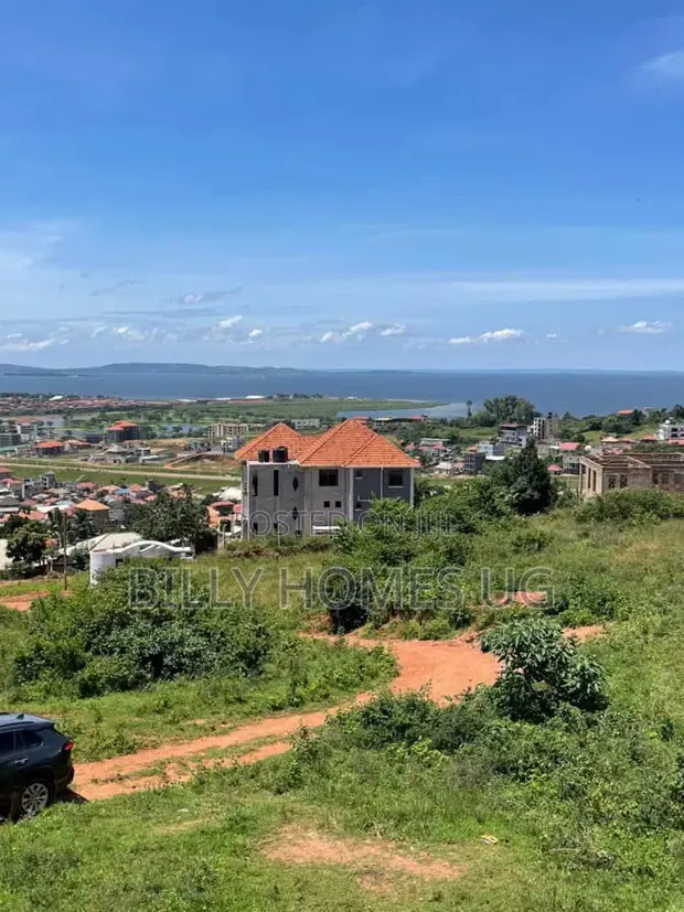 Lakeview Prime Plot for Sale in Mutungo-Kigo - 1