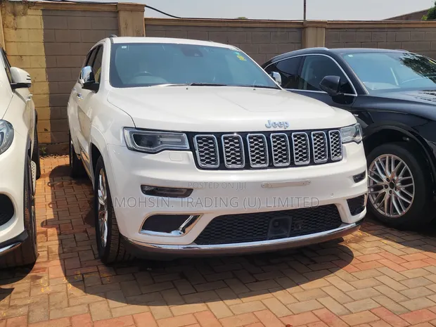 2019 Jeep Grand Cherokee White - 1