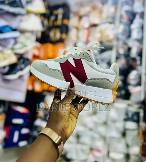 New Balance Sneakers - 1