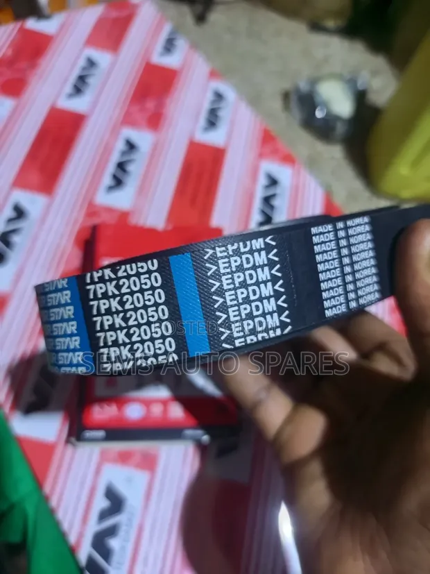 V-Belt for Toyota Hilux Revo - Brand New - 1