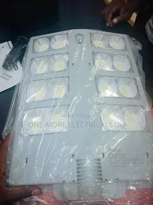 2000W Integrated Solar Street Light with Remote