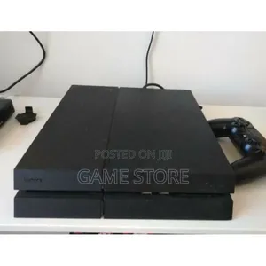PS4 Slim Console