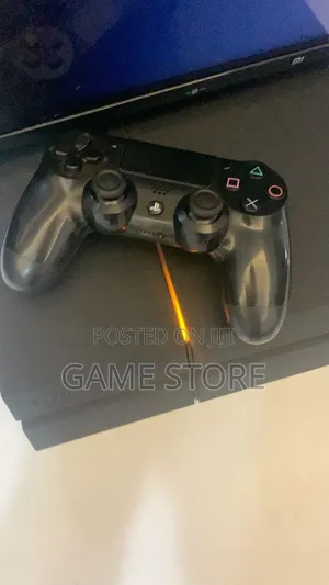 PS4 Slim Console - Quiet Gaming