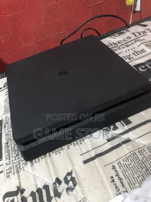 PS4 Slim Console