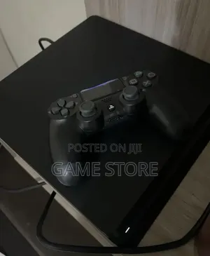 PS4 Slim Console