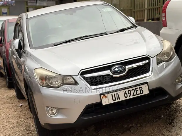 Subaru XV Sport Package 2014 Silver - 1