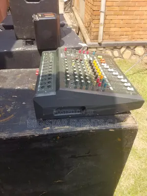 Yamaha 9-Channel Amplifier