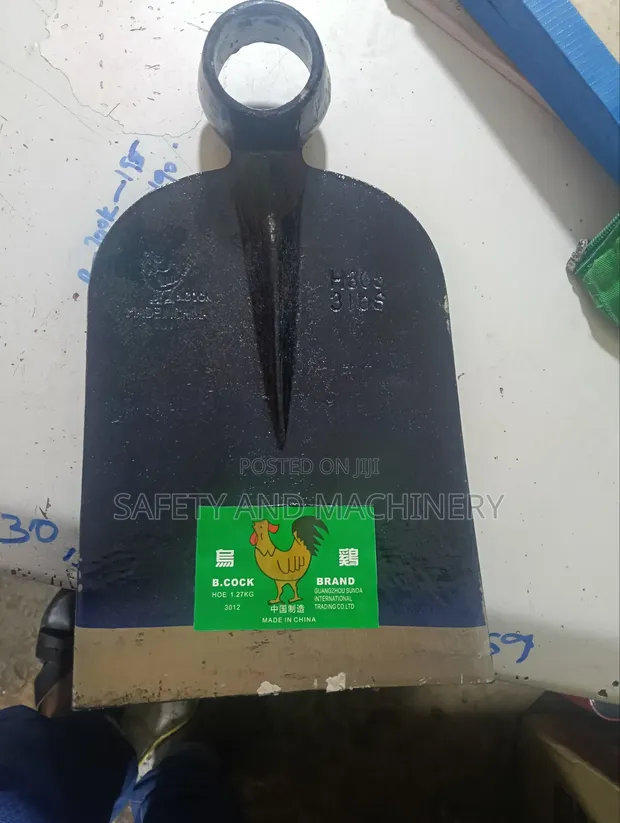 B.cock Brand Hand Hoe (3lbs) - 1