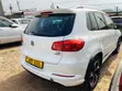 Volkswagen Tiguan 2013 White - 5