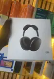 P9 Wireless Over-Ear Headphones - 1