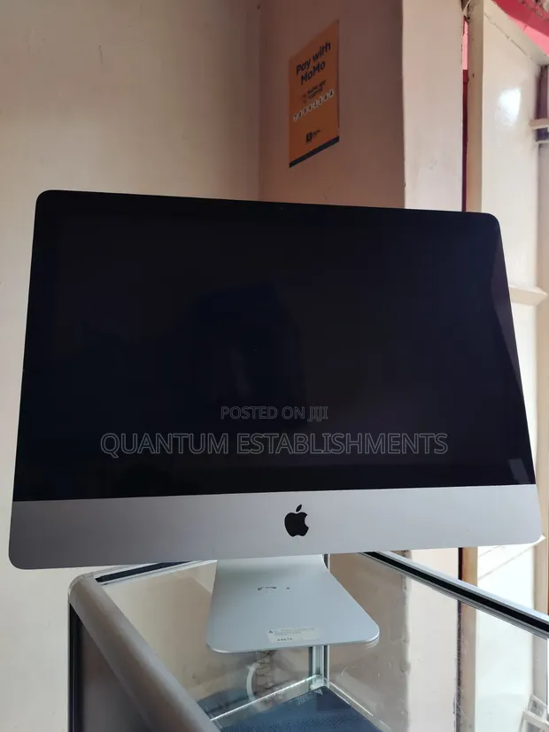 Apple iMac 21.5-inch (Late 2011) - Intel Core i3, 6GB RAM, 320GB HDD - 1