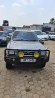 Toyota Hilux 2000 Gray - 1