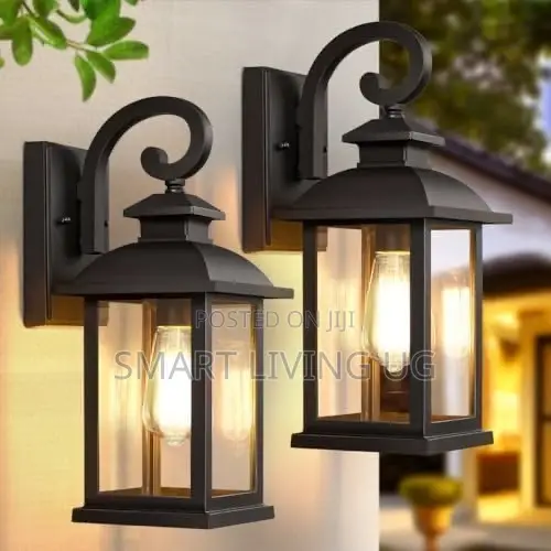 Simple Black LED Wall Light / Modern Wall Bracket - 1