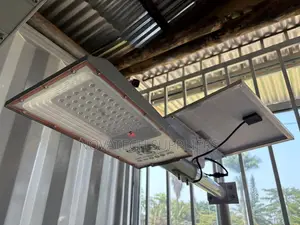 ALLTOP 200W Solar Street Light | LiFePO4 Battery | IP65