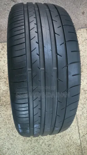 Used Dunlop Sport Maxx 275/55R19 Tires