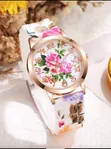 Classy Women's Silicone Strap Floral Quartz Watch - 1