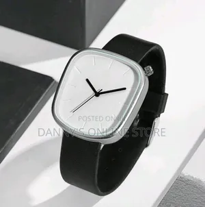 TOMI Minimalist Leather Quartz Men's Watch
