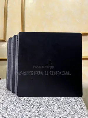 PS4 Slim Charcoal Black (Chipped)