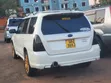 Subaru Forester 2006 White - 4