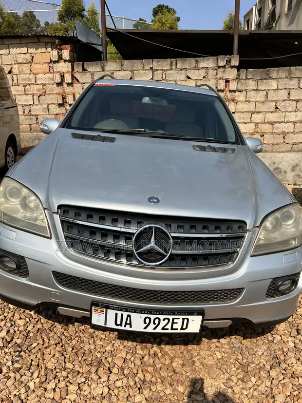 Mercedes-Benz M Class ML 350 4Matic 2010 Silver - 1