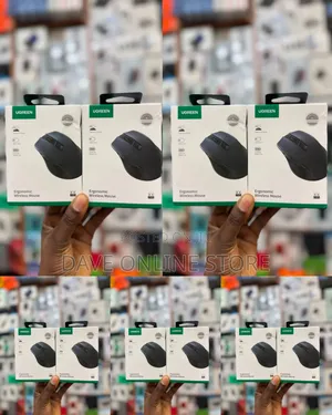 UGREEN Ergonomic Wireless Mouse (MU006)