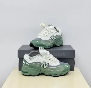 New Balance 1000 Sneakers