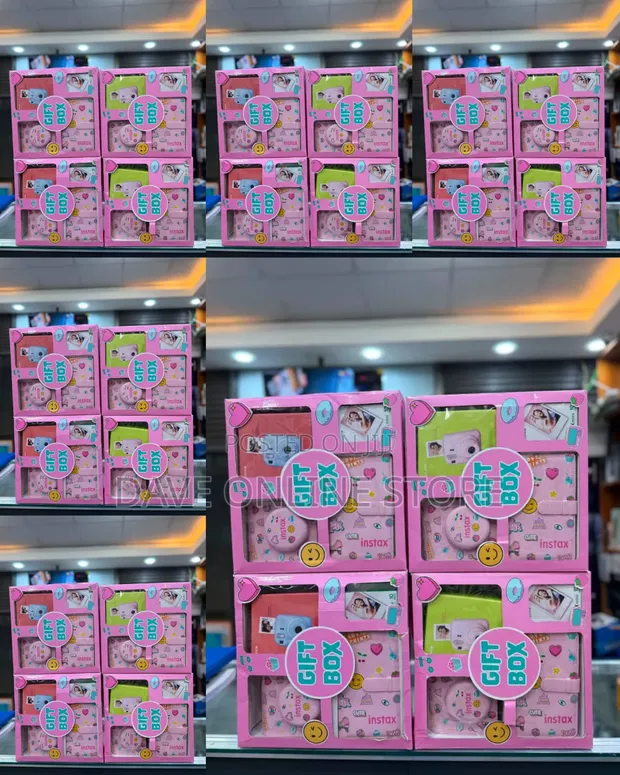 Fujifilm Instax Mini 12 Gift Box - 1
