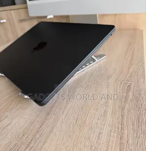 Apple MacBook Air M2 8GB RAM 512GB SSD