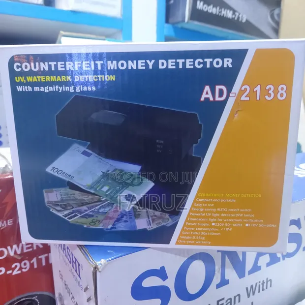 Counterfeit Money Detector with Magnifying Glass - 1