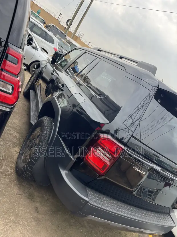 New Toyota Land Cruiser Prado 2025 Black - 1