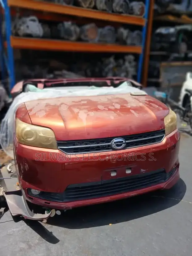 Toyota Corolla Rumion Half Cut - 1
