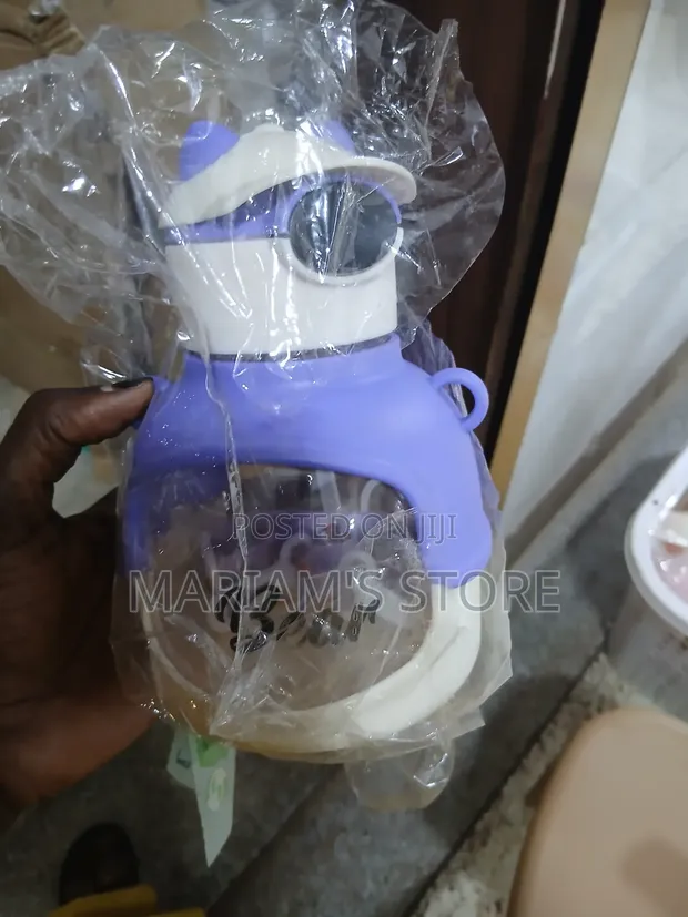 Kids' Bear-Shaped Water Bottle - 1