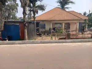 4 Bedroom House for Sale in Kira Mulawa