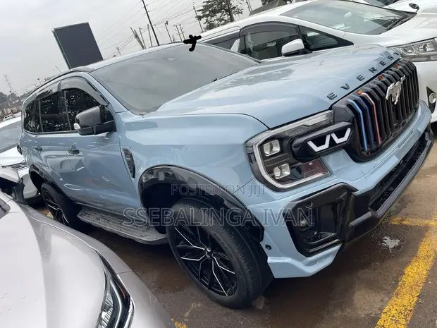 Ford Everest 2017 Blue - 1
