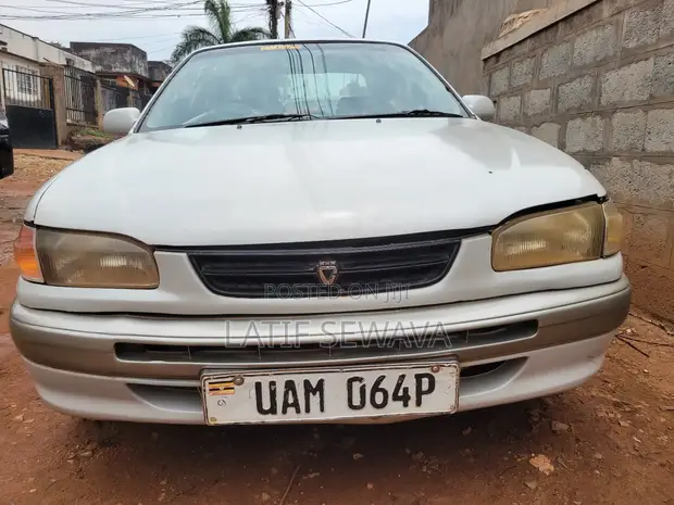 Toyota Corolla II 1.5 AWD 1997 White - 1