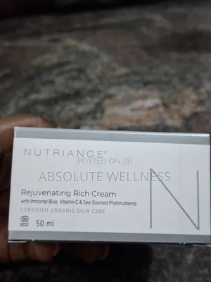NeoLife Rejuvenating Rich Cream - Anti-Aging Moisturizer
