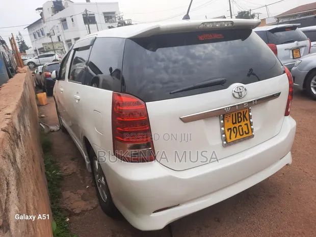 Toyota Wish 2008 White - 1