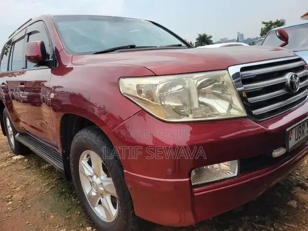 Toyota Land Cruiser 4.6 V8 ZX 2012 Maroon - 1