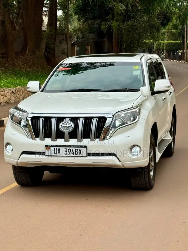 Toyota Land Cruiser Prado 2016 Off White - 1