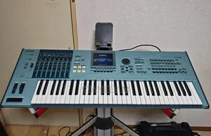 Yamaha Motif XS6 Synthesizer Workstation Keyboard
