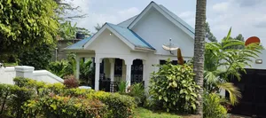 5-Bedroom House for Sale in Kabarole