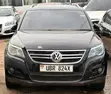 Volkswagen Tiguan S 2011 Black - 1